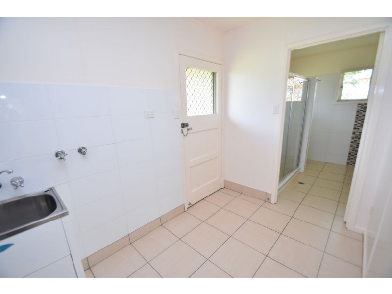 2/24 Wentworth Street, Centenary Heights QLD 4350