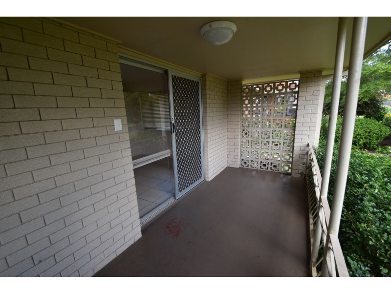 2/24 Wentworth Street, Centenary Heights QLD 4350