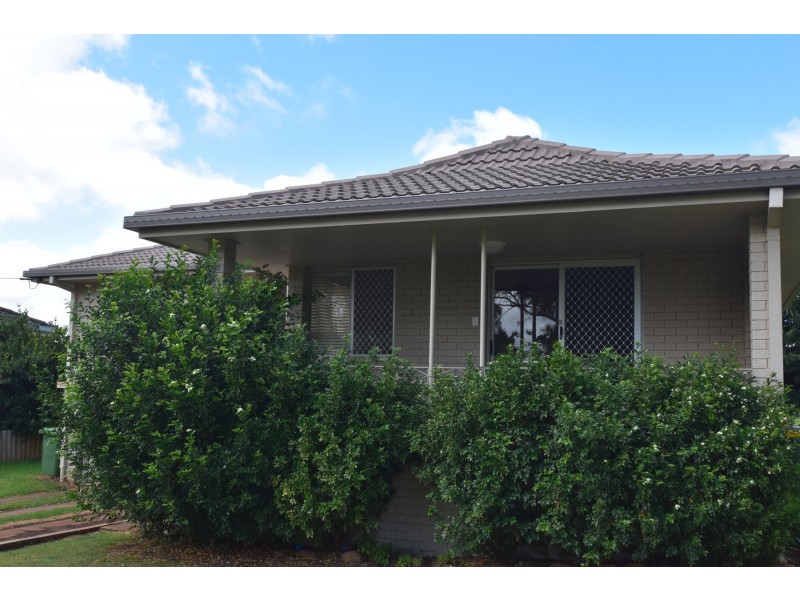 2/24 Wentworth Street, Centenary Heights QLD 4350