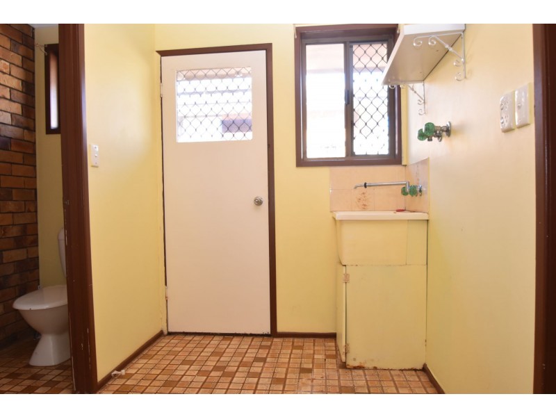 1/39 Crotty Street, Centenary Heights QLD 4350