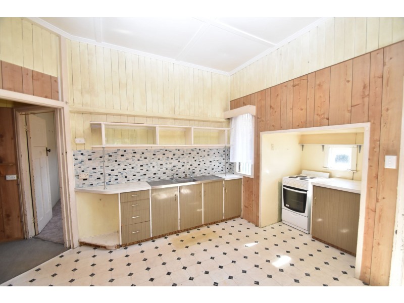 9 William Street, East Toowoomba QLD 4350