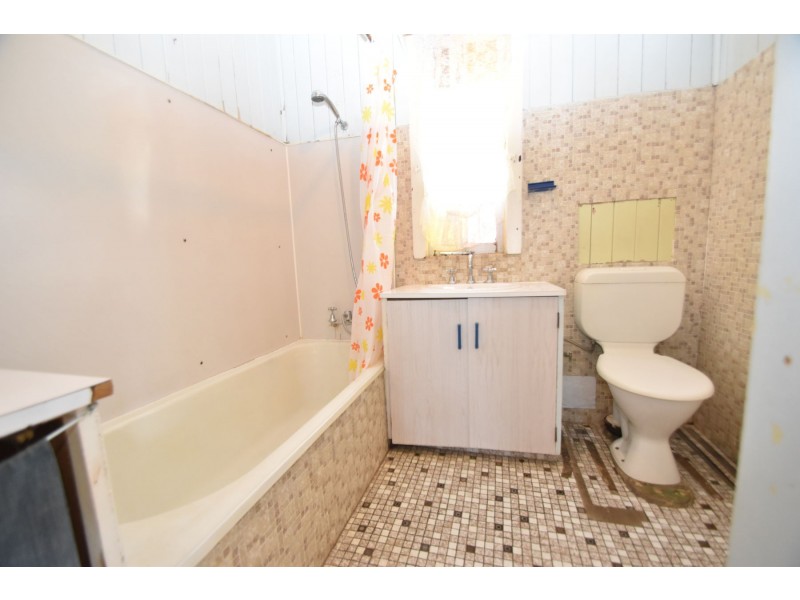 9 William Street, East Toowoomba QLD 4350