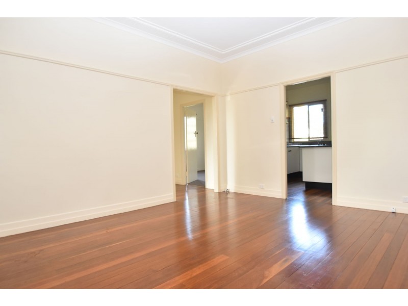 4 Gilbert Street, Toowoomba City QLD 4350