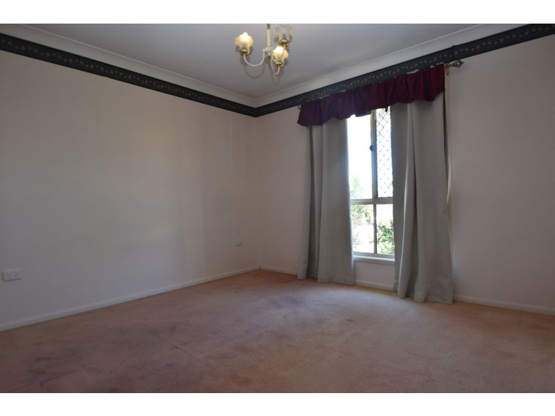 5 Jade Close, Darling Heights QLD 4350