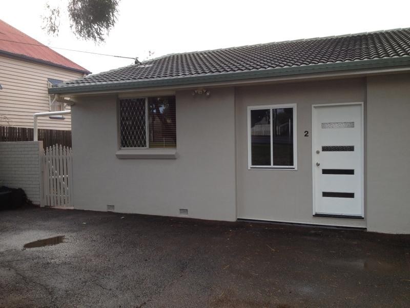 2/203 Bridge St, North Toowoomba QLD 4350