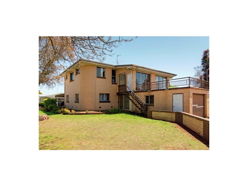 1/157 Anzac Ave, Harristown QLD 4350