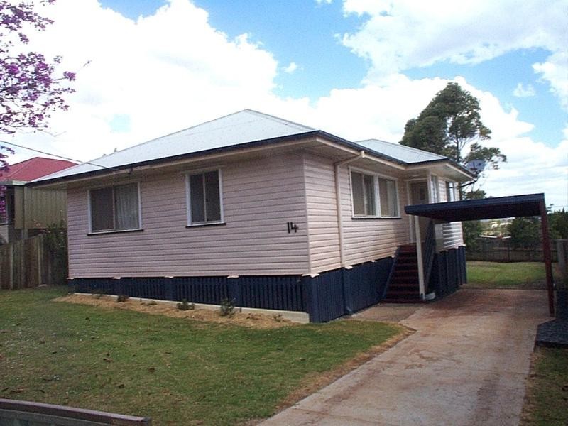14 Walsh St, Harlaxton QLD 4350