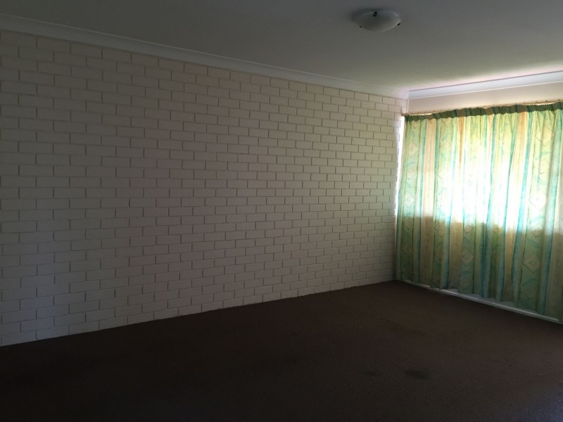 2/16 Bryan Street, Darling Heights QLD 4350