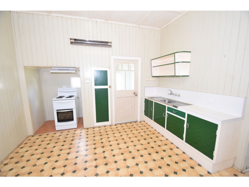 237 Geddes Street, South Toowoomba QLD 4350