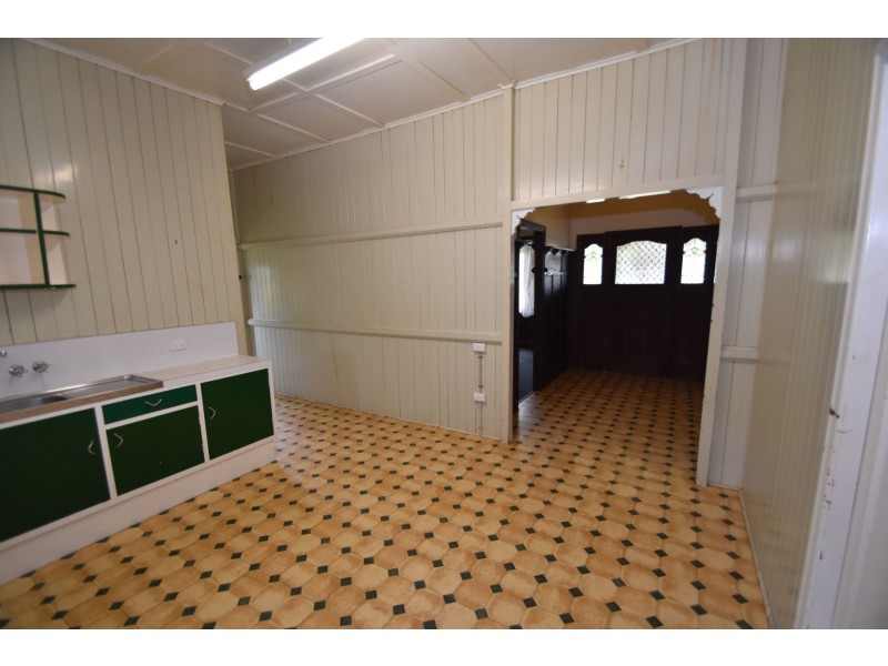 237 Geddes Street, South Toowoomba QLD 4350