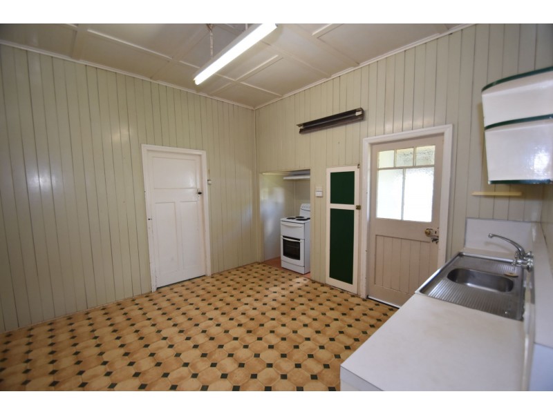 237 Geddes Street, South Toowoomba QLD 4350