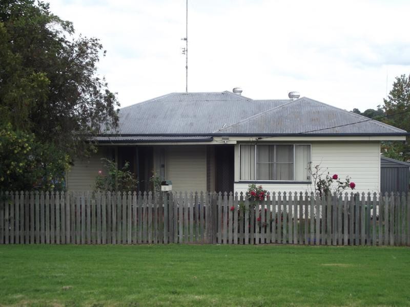 6 Short Street, South Toowoomba QLD 4350