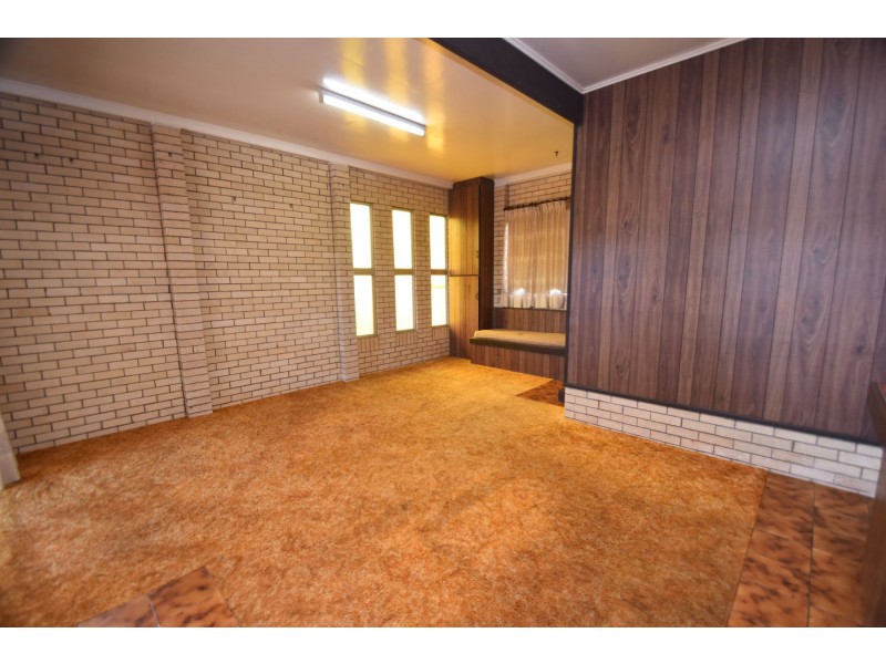 314 Stenner Street, Middle Ridge QLD 4350