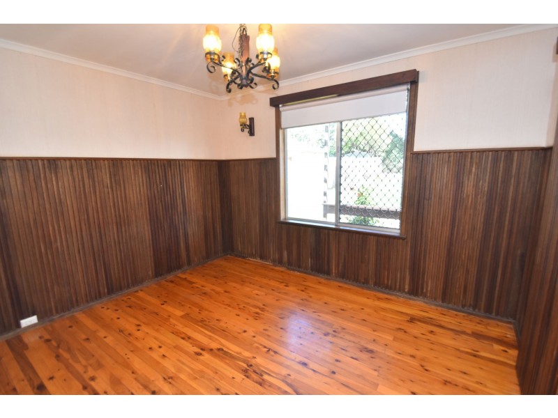 314 Stenner Street, Middle Ridge QLD 4350