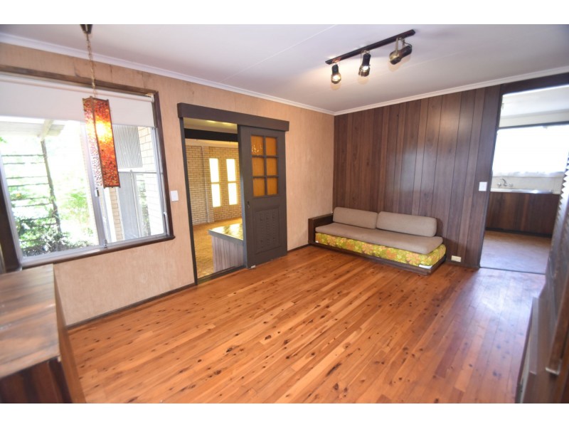 314 Stenner Street, Middle Ridge QLD 4350
