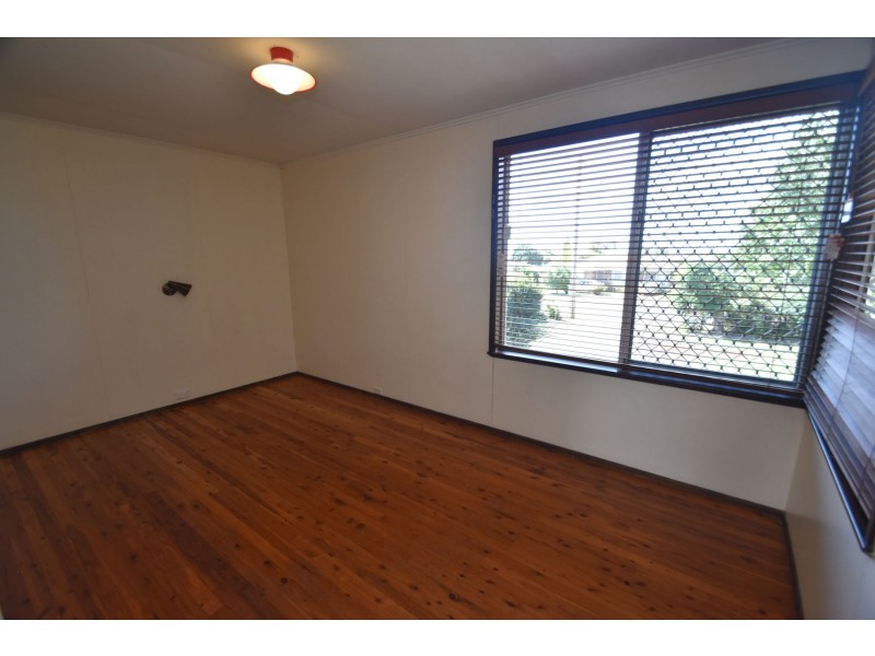 314 Stenner Street, Middle Ridge QLD 4350