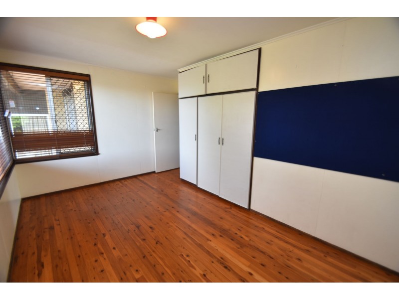314 Stenner Street, Middle Ridge QLD 4350