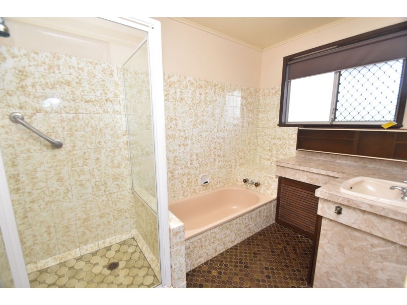 314 Stenner Street, Middle Ridge QLD 4350