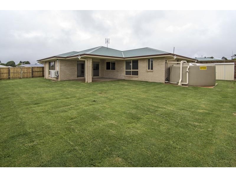 19 Sweeney Street, Kearneys Spring QLD 4350