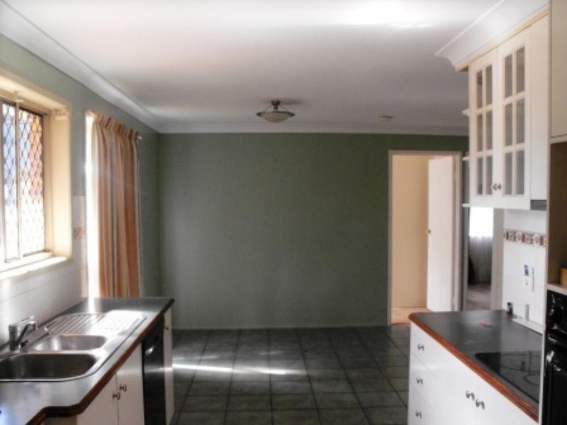 103 Glenvale Rd, Newtown QLD 4350