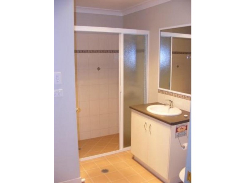 6/9 Hirst St, Greenmount QLD 4359