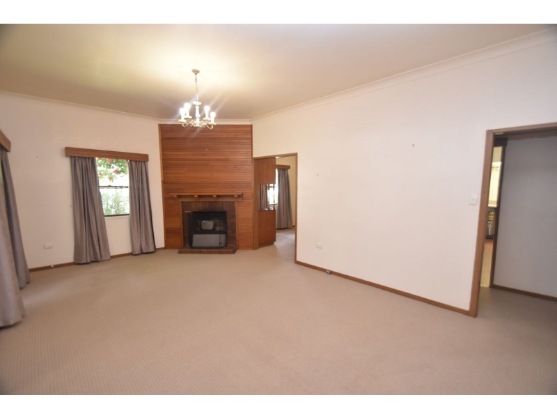 39 Curzon Street, East Toowoomba QLD 4350
