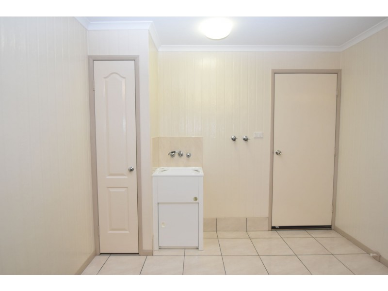 2/48 Cortess St, Kearneys Spring QLD 4350