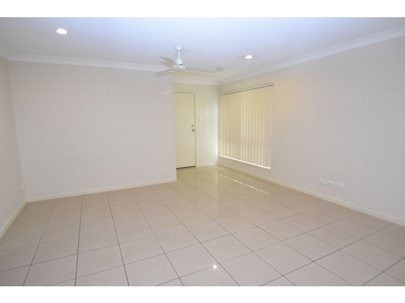 1/86C Hogg Street, Rockville QLD 4350