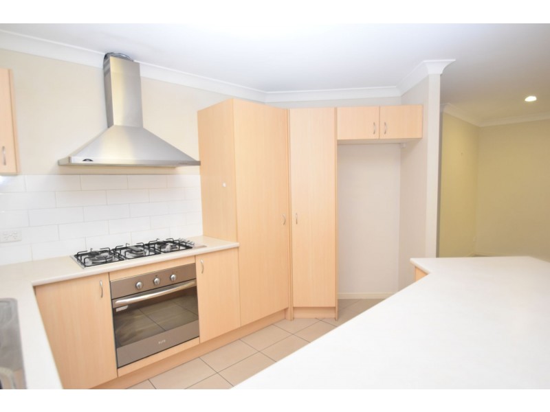 1/86C Hogg Street, Rockville QLD 4350