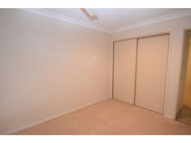 1/86C Hogg Street, Rockville QLD 4350