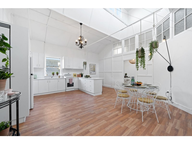 403-405 Ruthven Street, Toowoomba City QLD 4350