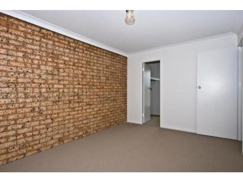 1/88 Anzac Ave, Newtown QLD 4350