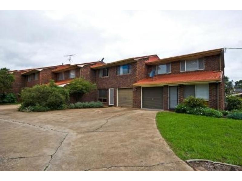 1/88 Anzac Ave, Newtown QLD 4350