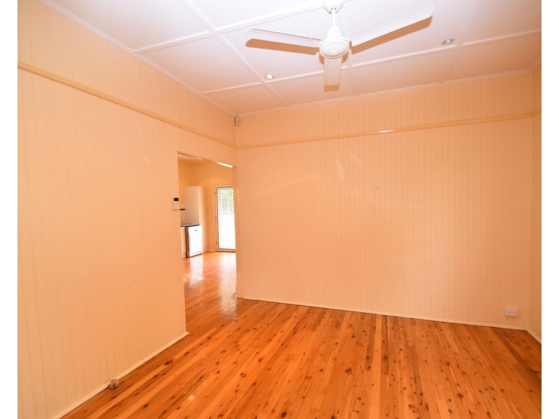 22 Helen Street, Newtown QLD 4350