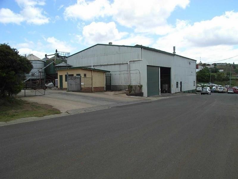 1 Brook Street, North Toowoomba QLD 4350