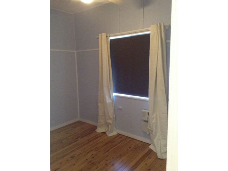 2/2 Katherine St, North Toowoomba QLD 4350