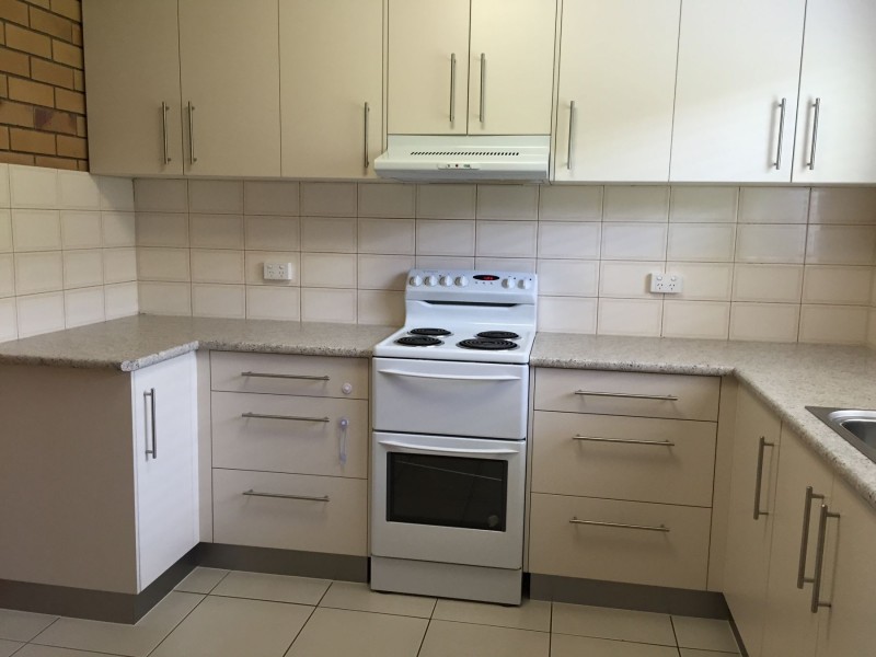 1/17 Hoepper Street, Kearneys Spring QLD 4350