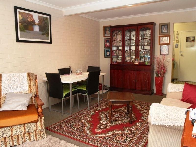 2/6 Obrien St, Harlaxton QLD 4350