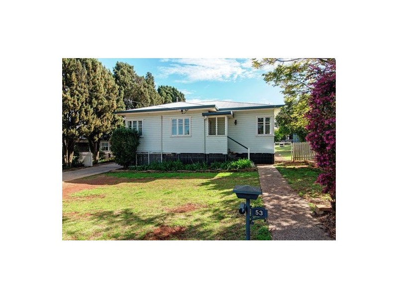 53 Long St, Rangeville QLD 4350