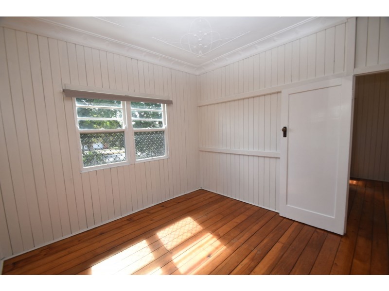 170 Taylor Street, Newtown QLD 4350