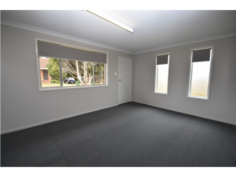 2/7 Marigold Street, Centenary Heights QLD 4350