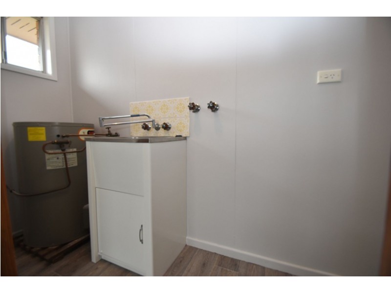 2/7 Marigold Street, Centenary Heights QLD 4350