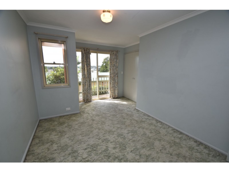 4/212 James Street, South Toowoomba QLD 4350