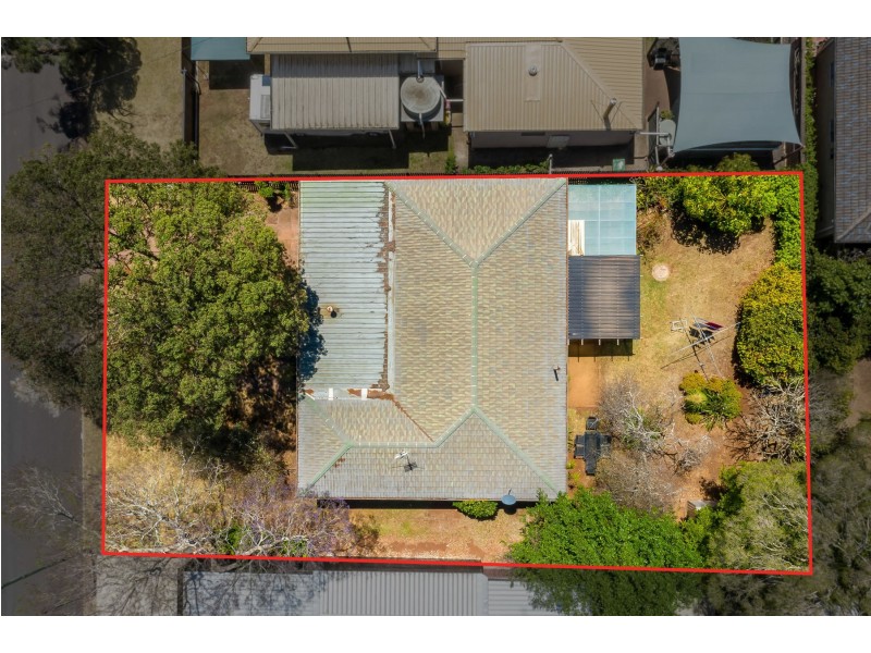 24 Bowtell Street, Rangeville QLD 4350