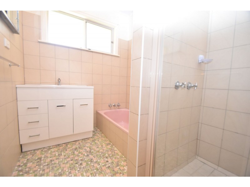 76A Curzon Street, East Toowoomba QLD 4350