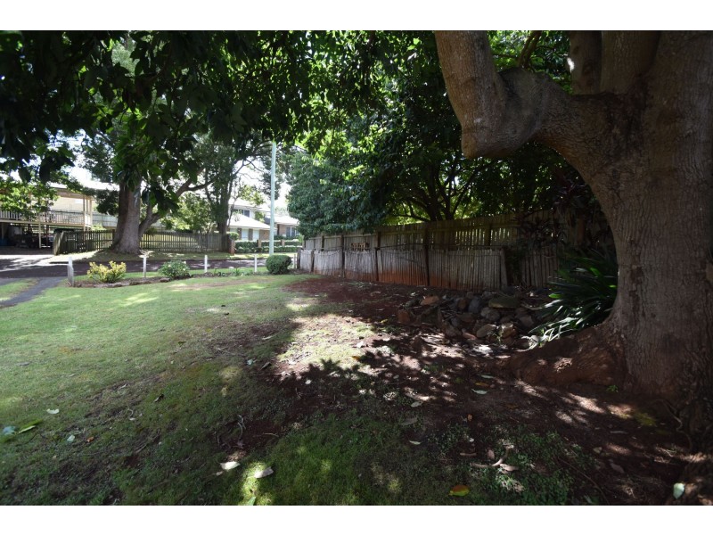 76A Curzon Street, East Toowoomba QLD 4350