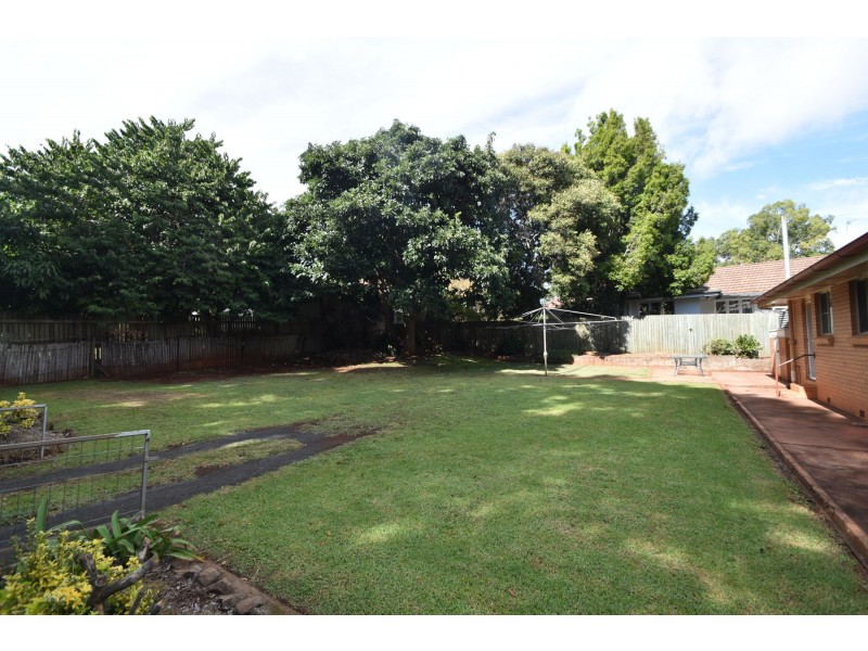 76A Curzon Street, East Toowoomba QLD 4350