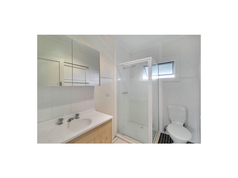 28 Davidson St, Oakey QLD 4401