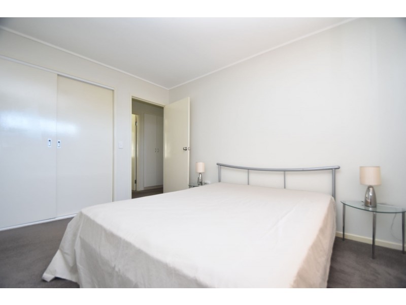 1/267a Geddes Street, Centenary Heights QLD 4350