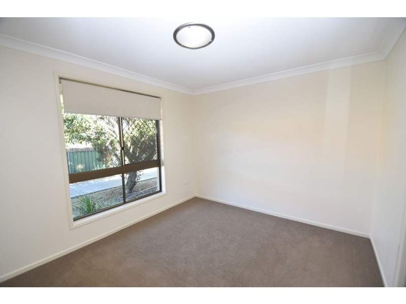 2/39 Gipps  Street, Drayton QLD 4350